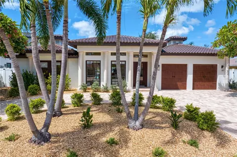 4420 13th Way NE, Saint Petersburg, FL 33703
