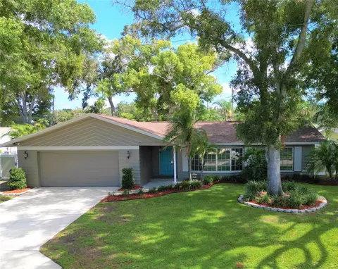 14031 80th Ave, Seminole, FL 33776
