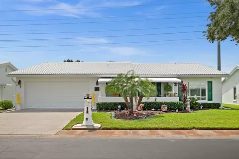 9232 37th St N, Pinellas Park, FL 33782