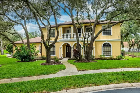 8034 Moonlight Ln, New Port Richey, FL 34654