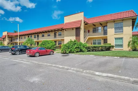 1845 Highland Ave S #10  6, Clearwater, FL 33756