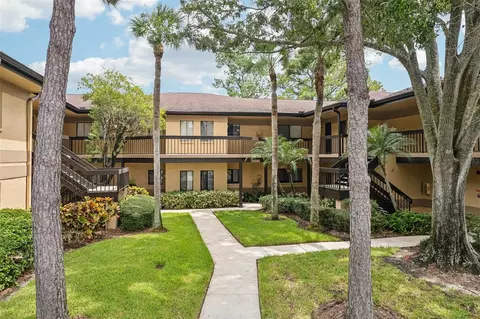 2687 Sabal Springs Cir #202, Clearwater, FL 33761