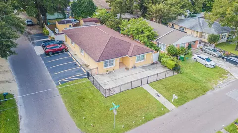 2602 W Comanche Ave, Tampa, FL 33614