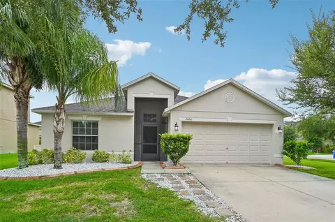 2406 Dakota Rock Dr, Ruskin, FL 33570