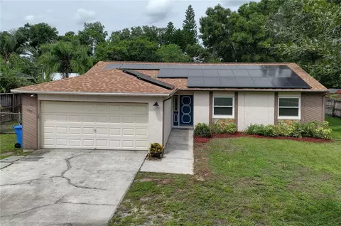 908 E Windhorst Rd, Seffner, FL 33584