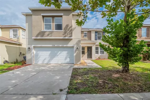 1706 Atlantic Dr, Ruskin, FL 33570