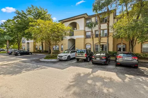 17104 Carrington Park Dr #520, Tampa, FL 33647