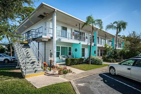 4325 58th Way N #1521, Kenneth City, FL 33709