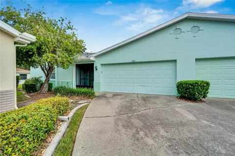 1906 Bosky Ct, Sun City Center, FL 33573