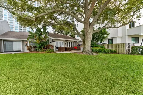 2807 Bayshore Blvd, Tampa, FL 33629