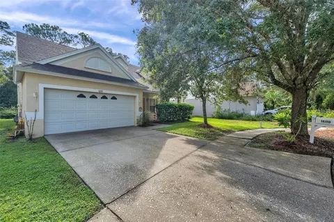 16110 Stags Leap Dr, Lutz, FL 33559