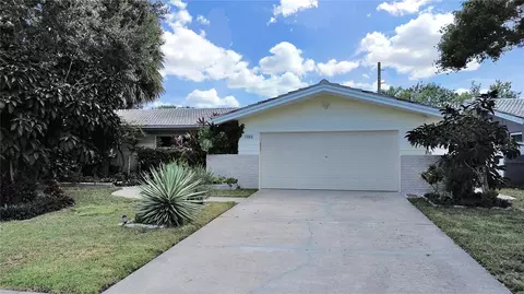 1385 Embassy Dr, Clearwater, FL 33764
