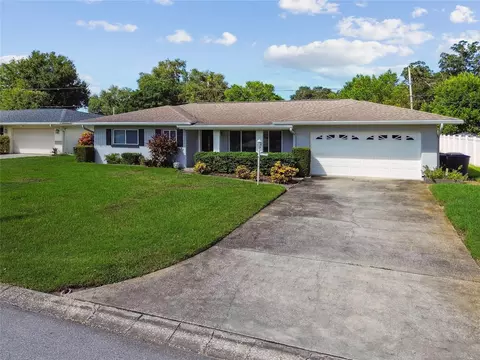 1876 Lombardy Dr, Clearwater, FL 33755