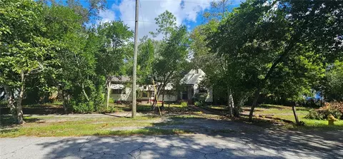 5013 9th Ave S, Gulfport, FL 33707