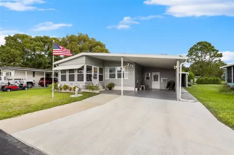 3324 Carnation Ln, Zephyrhills, FL 33541