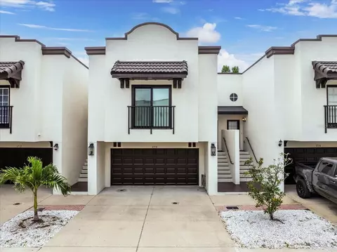 6514 Biscayne Shore Ln, Tampa, FL 33611