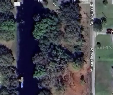 15 Amaryllis Dr N, Indian Lake Estates, FL 33855