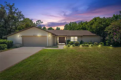 5187 Suwannee Rd, Weeki Wachee, FL 34607