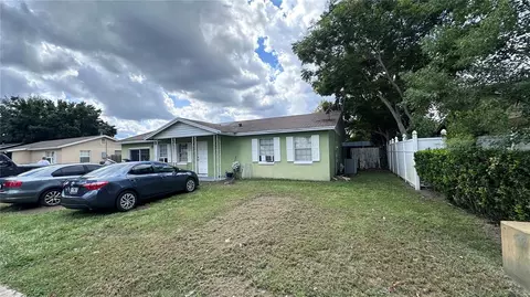 106 Dahlia Dr, Kissimmee, FL 34743