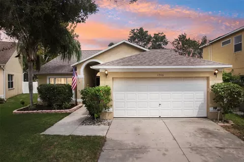 1306 Key West Ct, Wesley Chapel, FL 33544