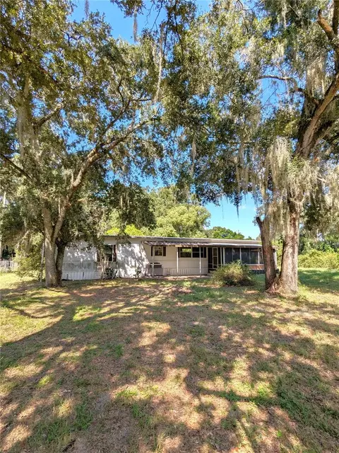 11932 Grovewood Ave, Thonotosassa, FL 33592