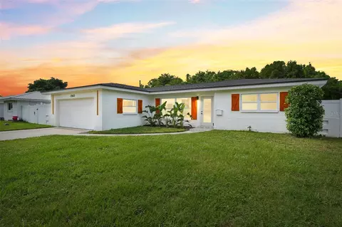 2563 Roy Hanna Dr S, Saint Petersburg, FL 33712