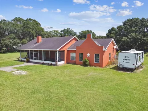 10701 Taylor Rd, Thonotosassa, FL 33592