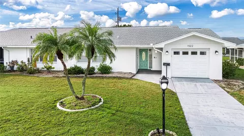 1522 Belle Glade Ave, Sun City Center, FL 33573
