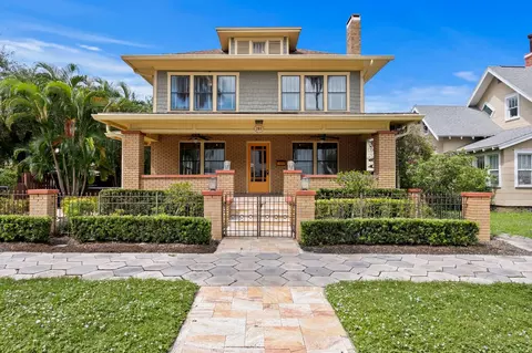 261 7th Ave N, Saint Petersburg, FL 33701