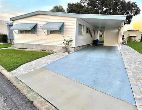 9790 66th St N #196, Pinellas Park, FL 33782