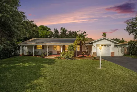 3602 61st Way N, Saint Petersburg, FL 33710