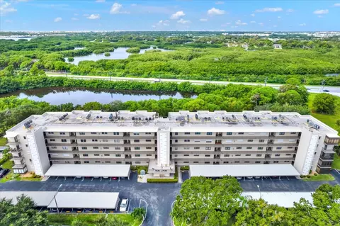 8198 Terrace Garden Dr N #106, Saint Petersburg, FL 33709