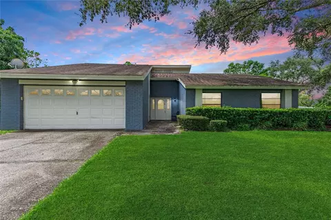 10714 Wingate Dr, Tampa, FL 33624