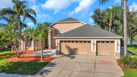 652 Addison Dr NE, Saint Petersburg, FL 33716