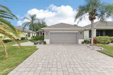 718 Camellia Green Dr, Sun City Center, FL 33573