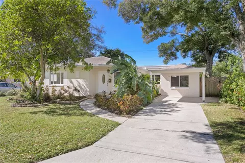 3222 14th St N, Saint Petersburg, FL 33704