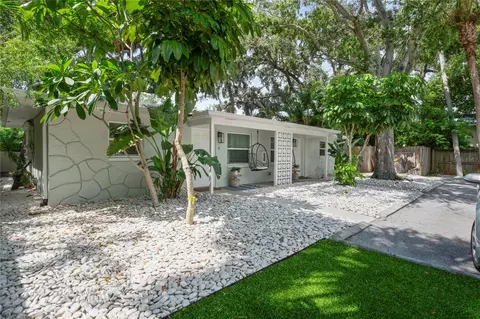620 Broadway, Dunedin, FL 34698