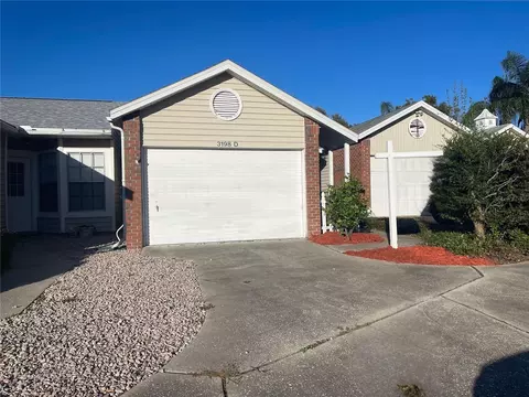 3198 Claremont Pl #D, Palm Harbor, FL 34683