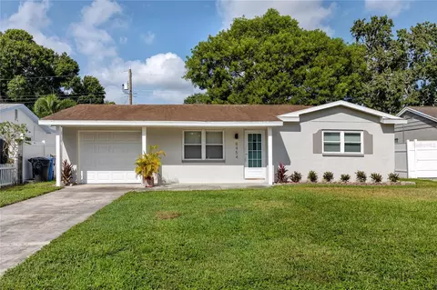 8454 7th St N, Saint Petersburg, FL 33702