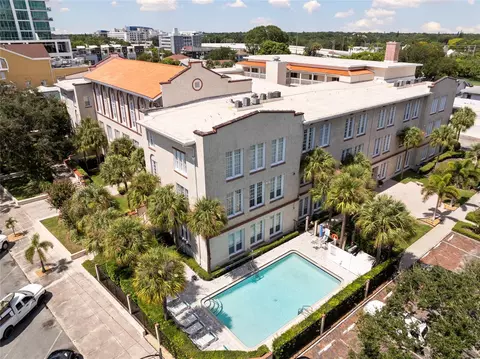 701 Mirror Lake Dr N #101, Saint Petersburg, FL 33701