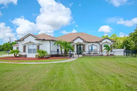 10019 Outlaw Way, Land O Lakes, FL 34639