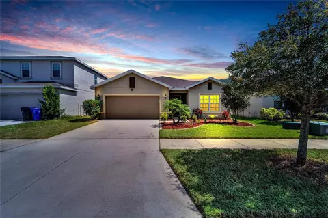 12026 Ledbury Commons Dr, Gibsonton, FL 33534
