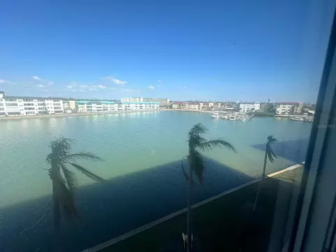6025 Shore Blvd S #412, Gulfport, FL 33707