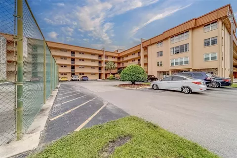 5820 N Church Ave #226A, Tampa, FL 33614