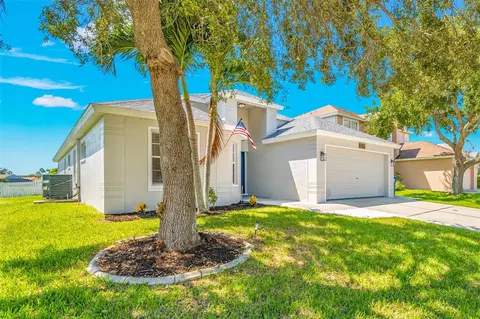 891 Addison Dr NE, Saint Petersburg, FL 33716