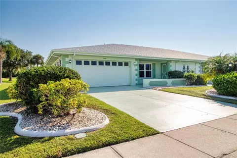 2009 Meadowlark Ln, Sun City Center, FL 33573