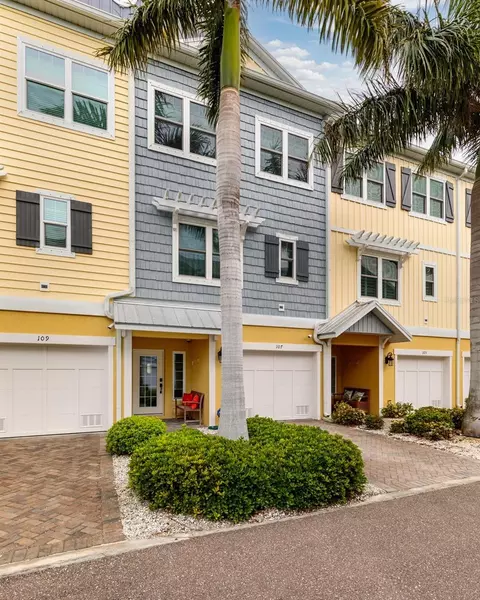 107 Haven Beach Dr, Indian Rocks Beach, FL 33785