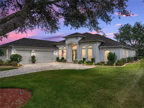 13228 Thoroughbred Dr, Dade City, FL 33525