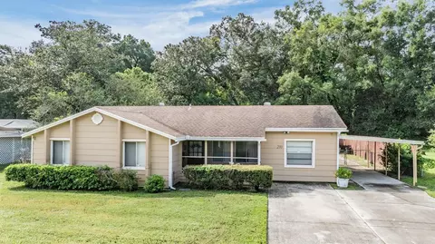 210 Claire Dr, Seffner, FL 33584