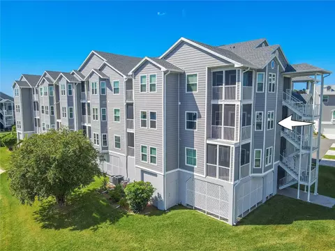 5722 Biscayne Ct #203, New Port Richey, FL 34652